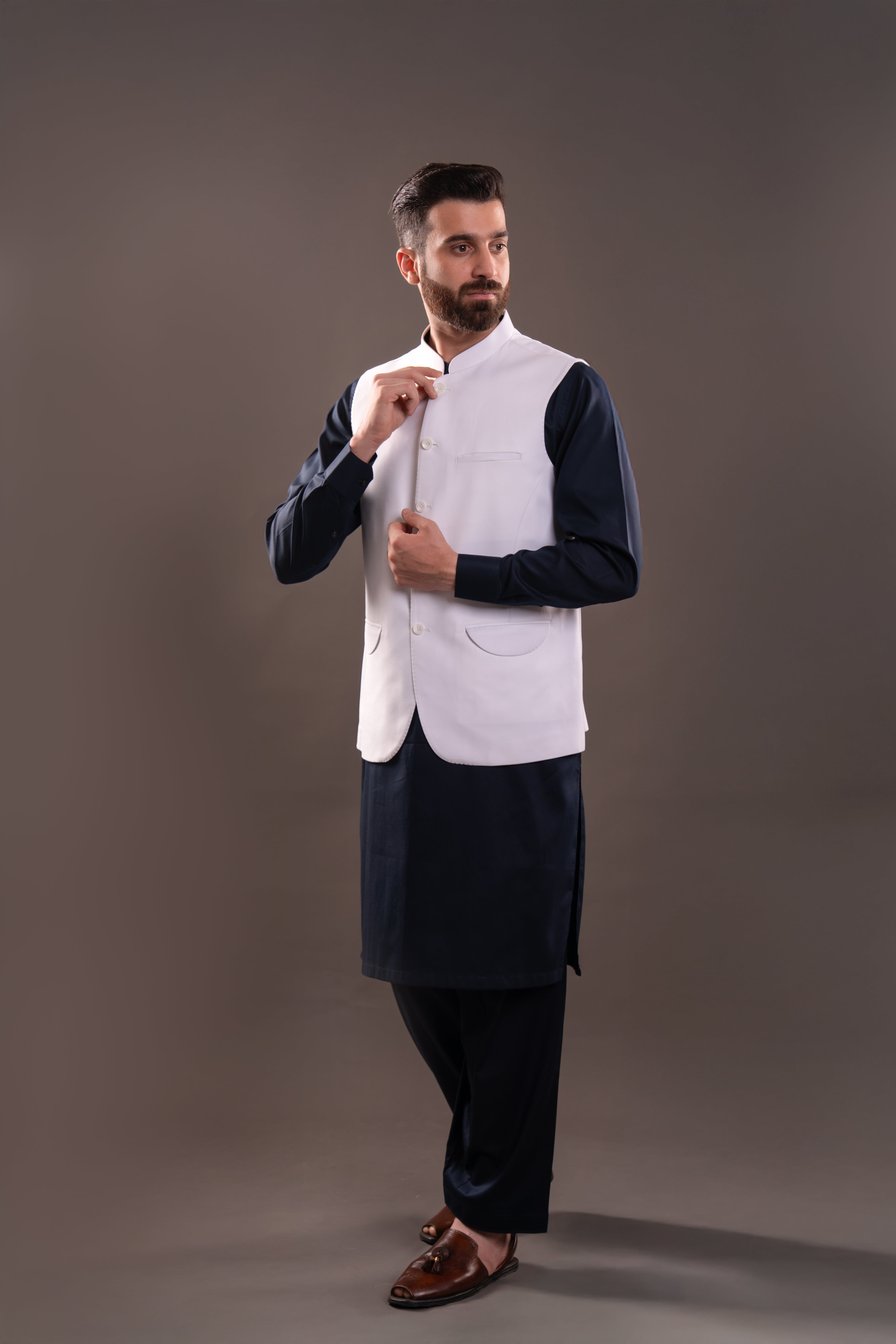 MANDARIN COLLAR WAISTCOAT