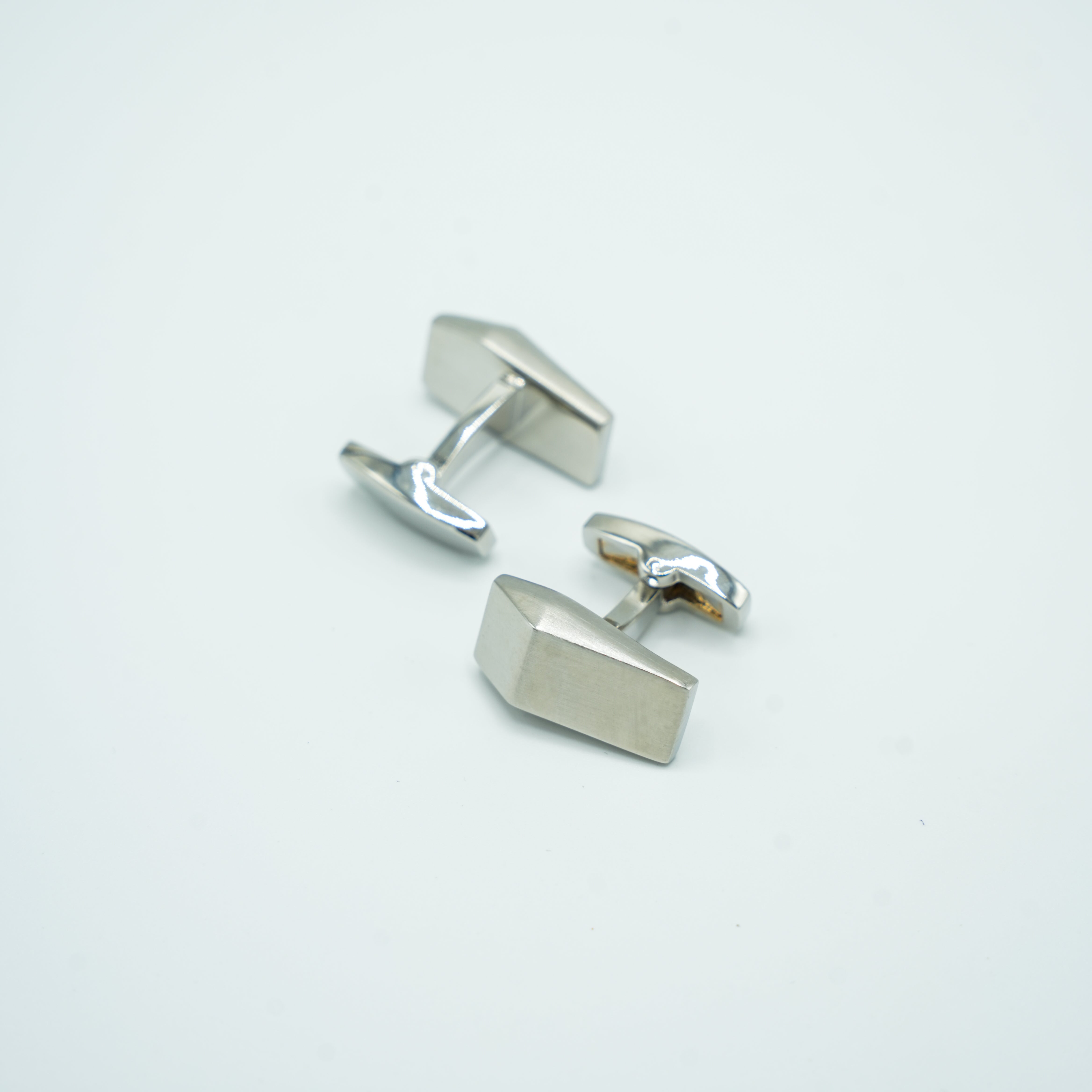 THE HEXAGONAL CUFFLINKS