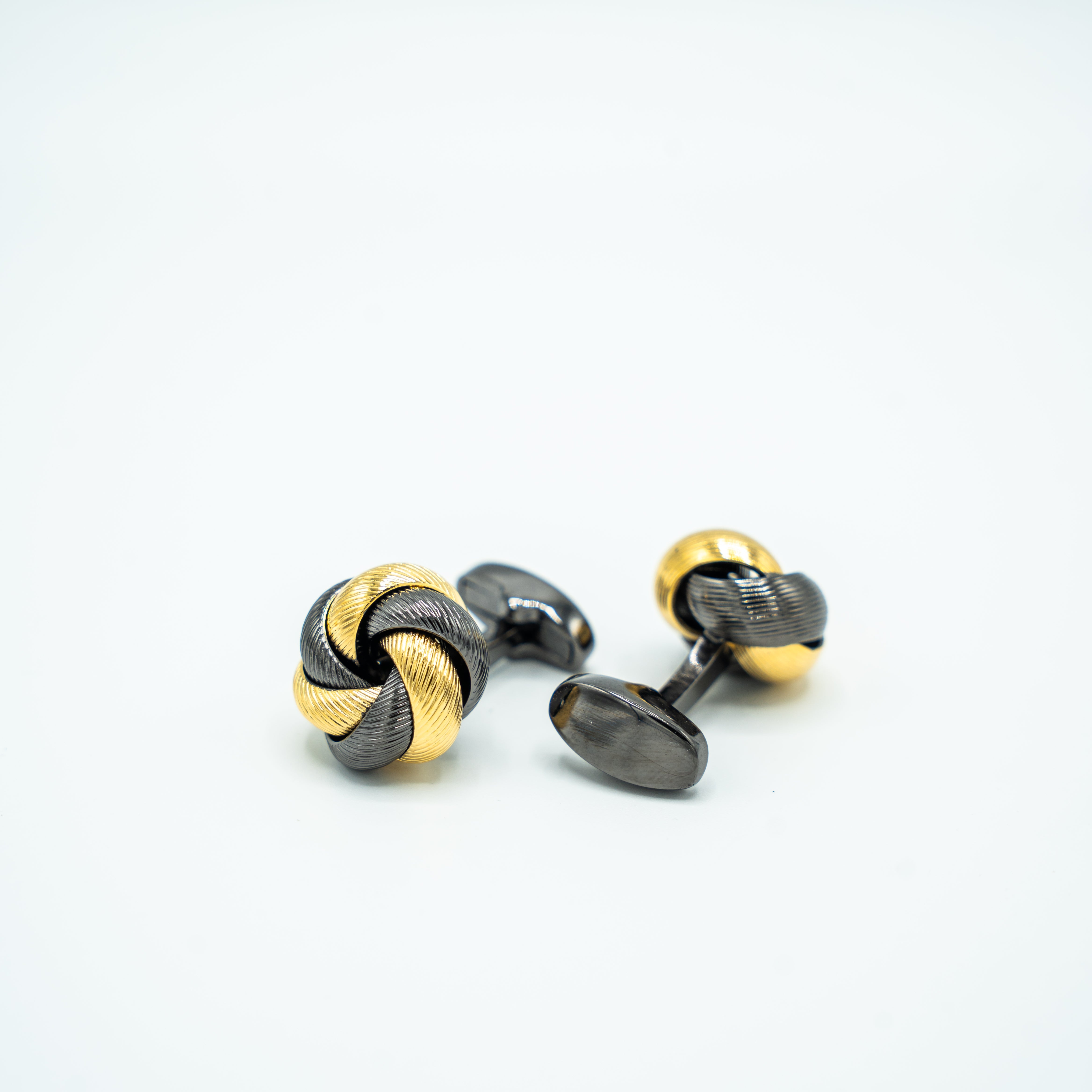 FUSION KNOT CUFFLINKS