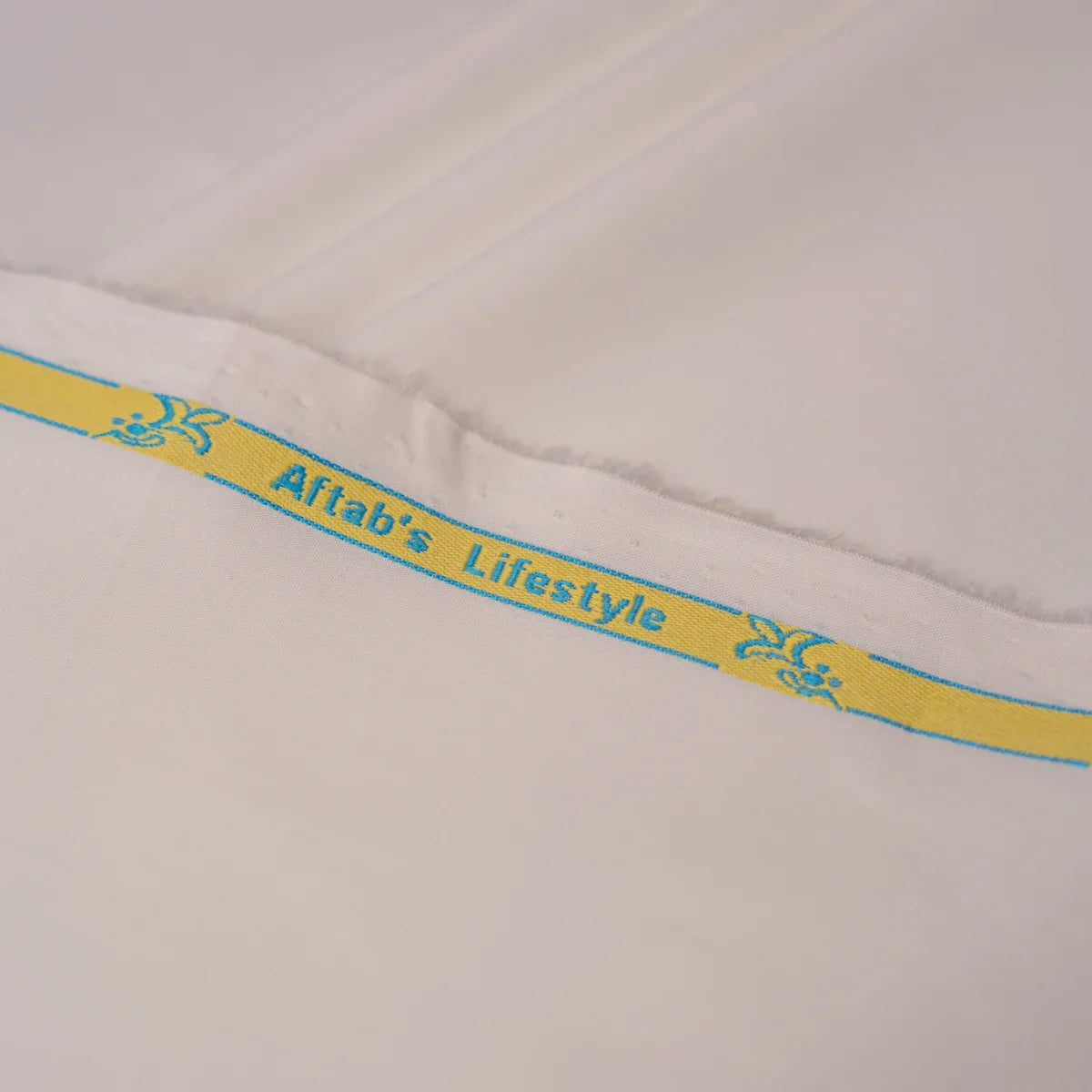 OFF WHITE WASH & WEAR FABRIC(4.5MTR)