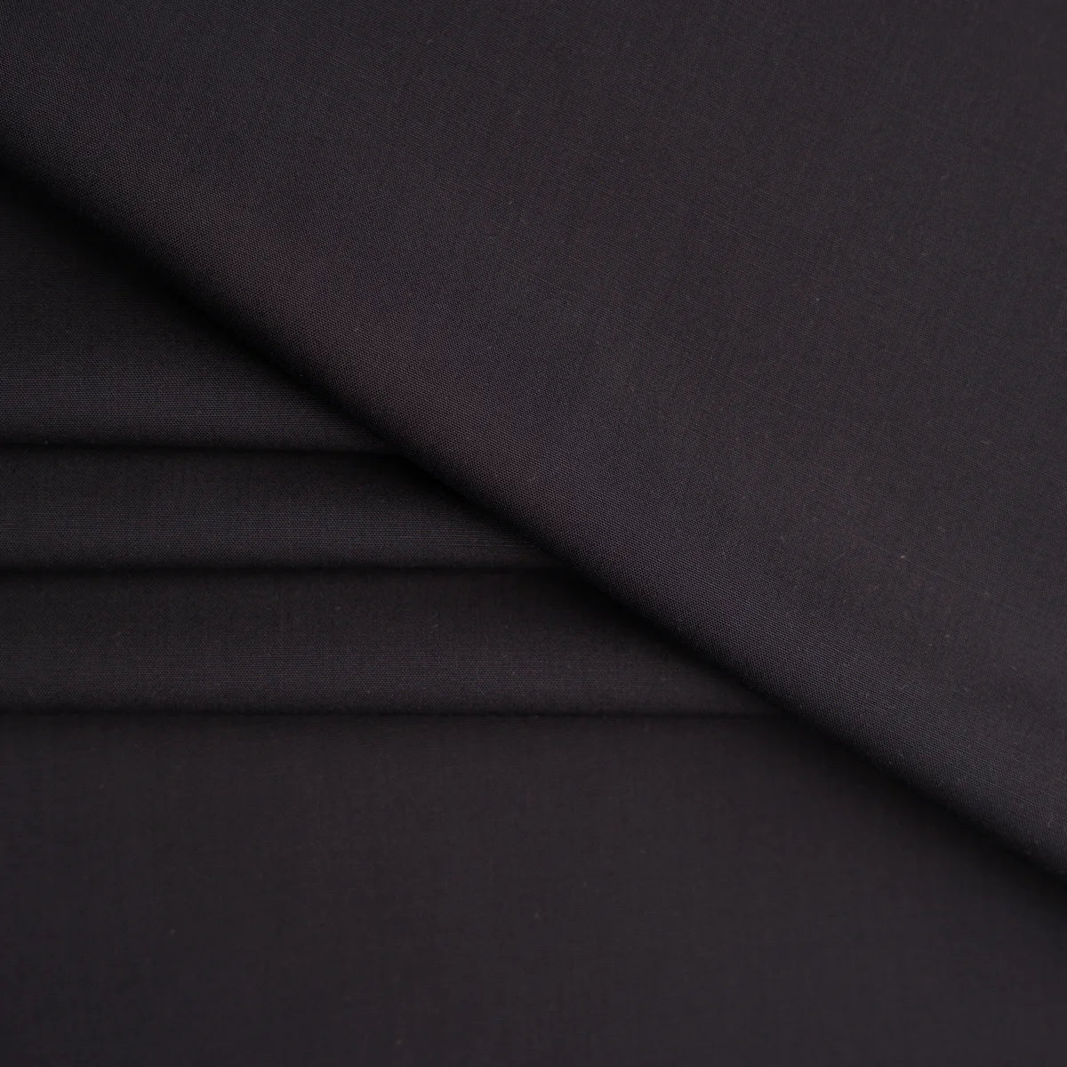 DARK PURPLE WASH & WEAR FABRIC(4.5MTR)